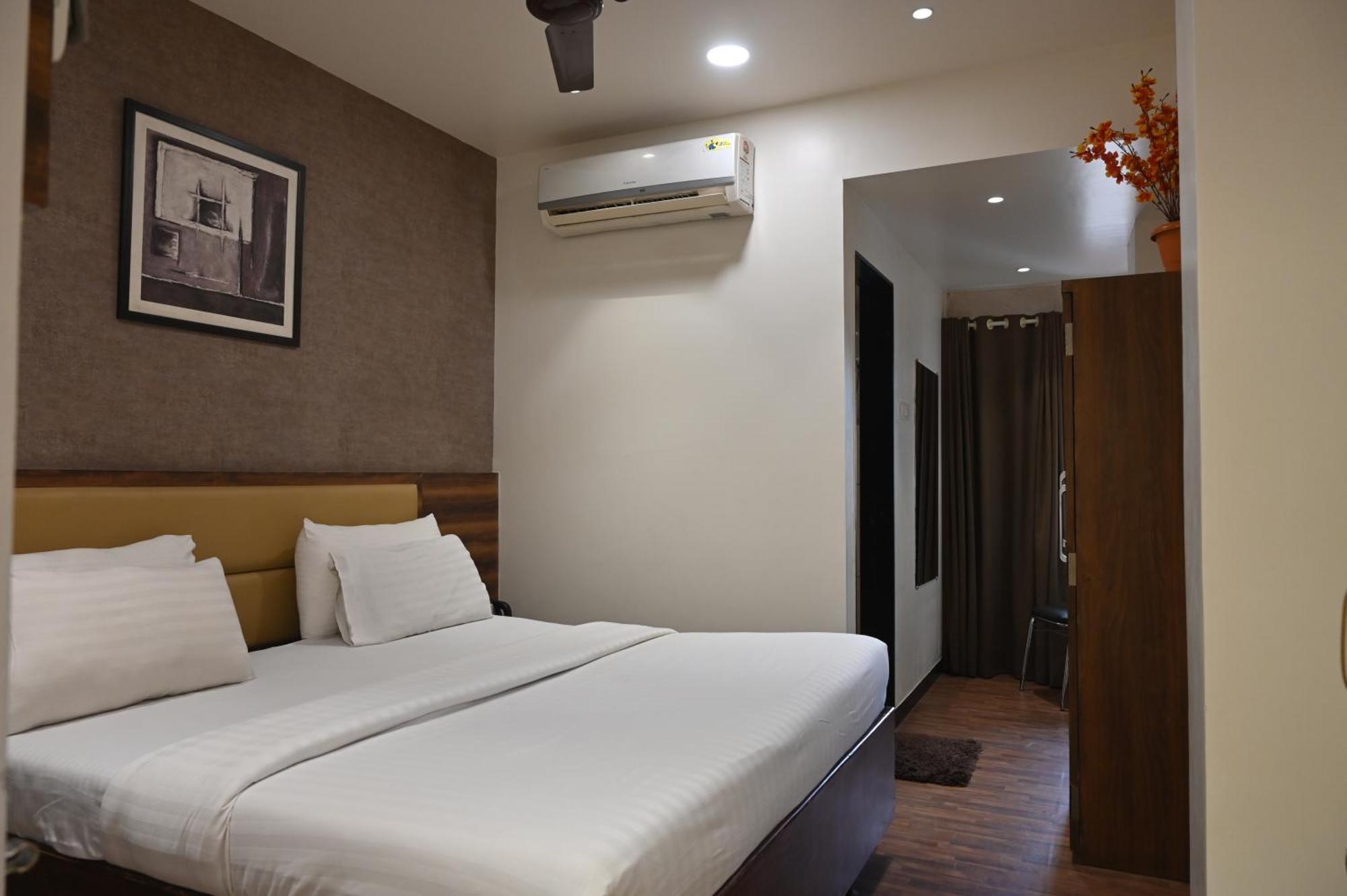 Hotel Sai Yatri Trimbak Extérieur photo