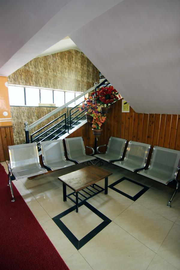 Hotel Sai Yatri Trimbak Extérieur photo
