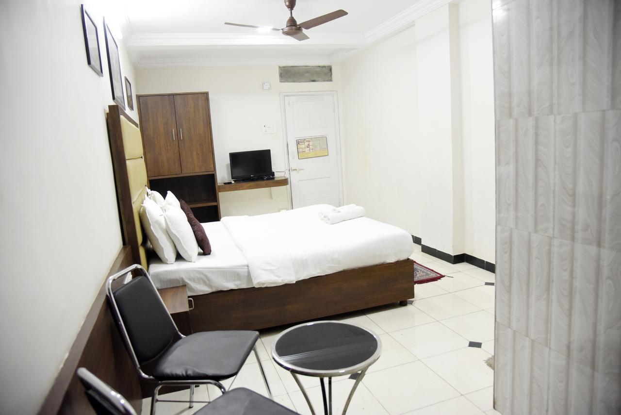 Hotel Sai Yatri Trimbak Extérieur photo