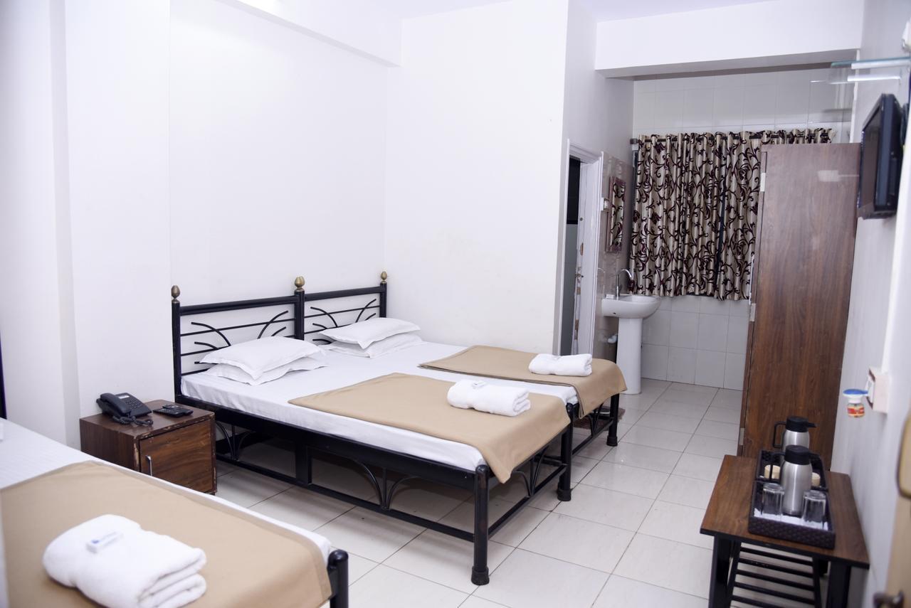 Hotel Sai Yatri Trimbak Extérieur photo