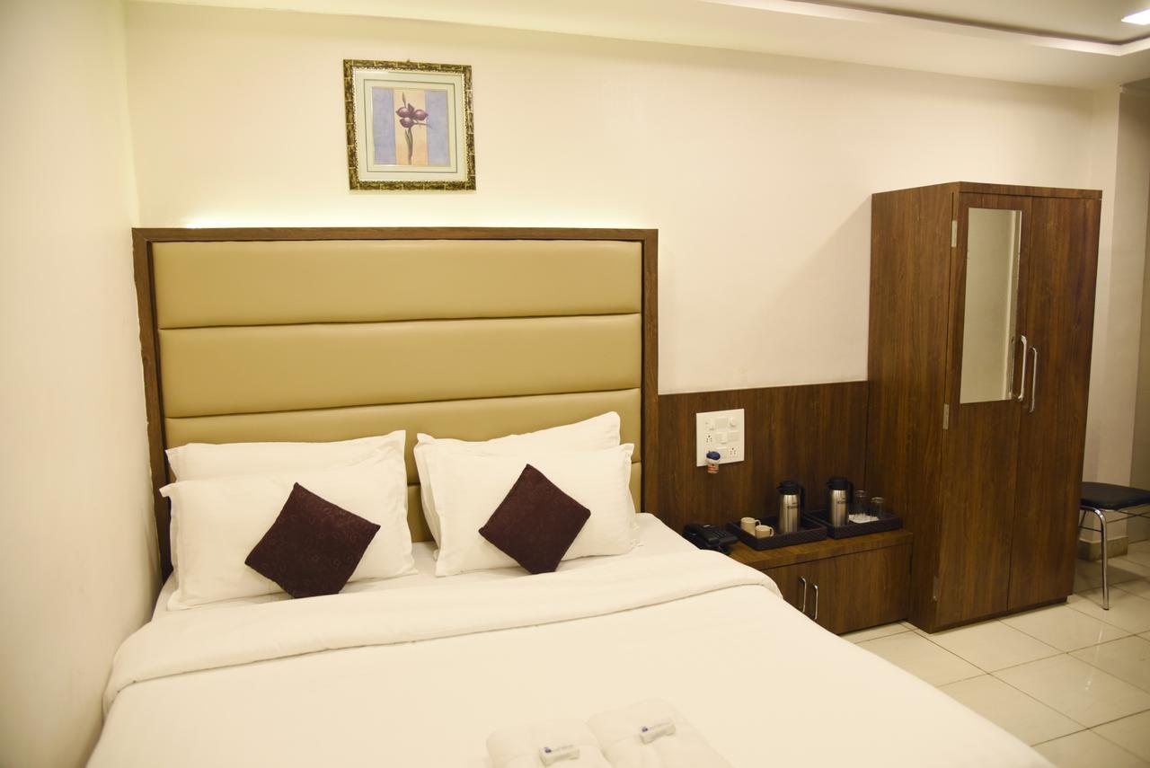 Hotel Sai Yatri Trimbak Extérieur photo