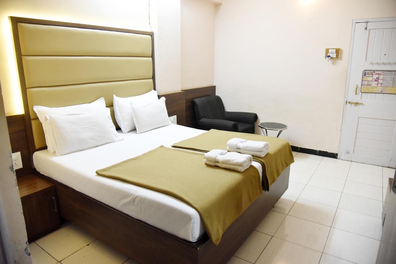 Hotel Sai Yatri Trimbak Extérieur photo